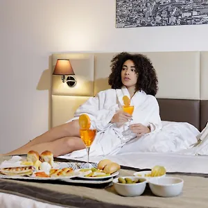 Palazzo Argenta 3* נאפולי
