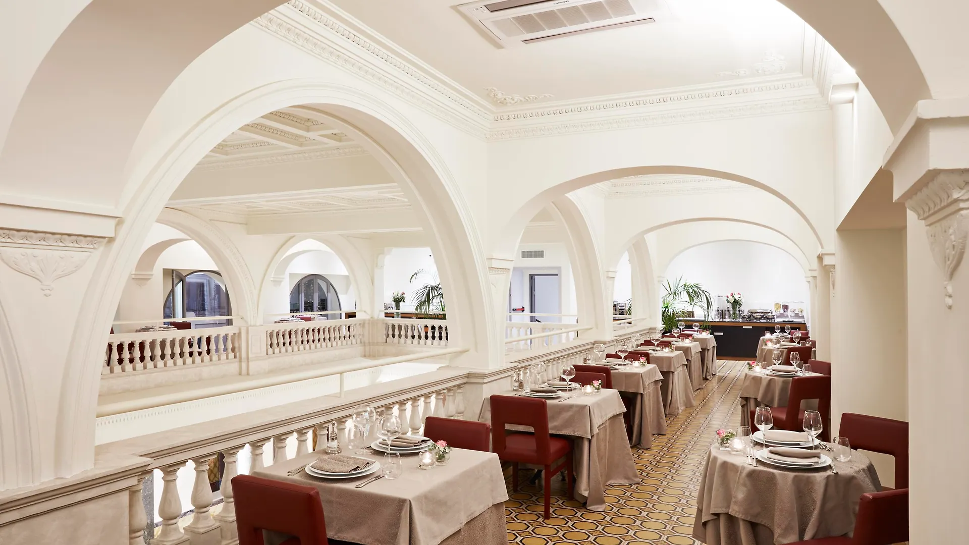 ****  רומא Hotel The Building איטליה