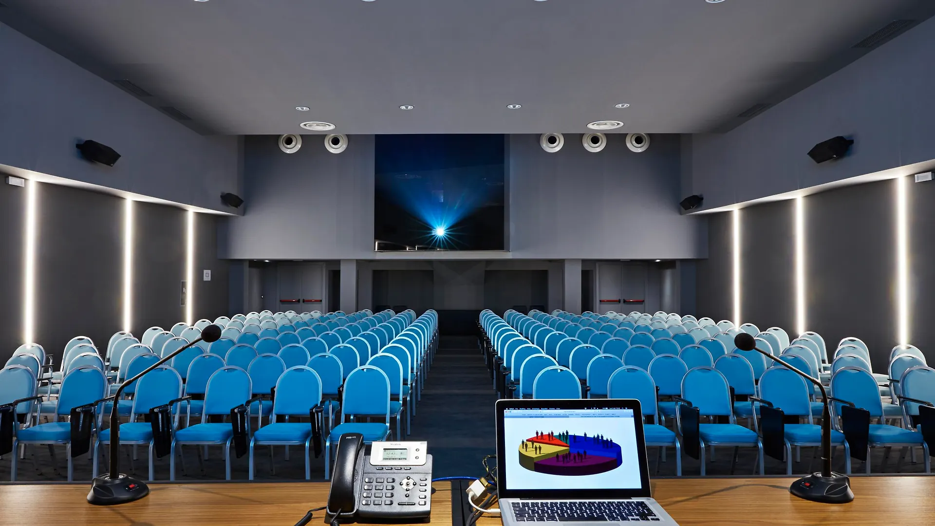 רומא Hotel The Building