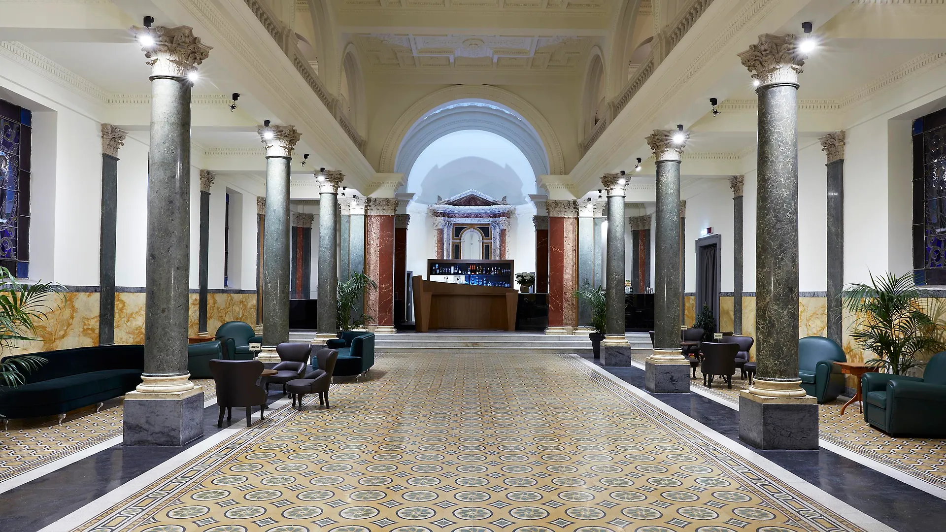 רומא Hotel The Building